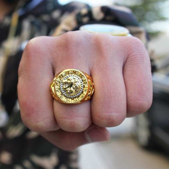 Ring For Lion Versace Rings Crystal Icon Ring Gold VERSACE